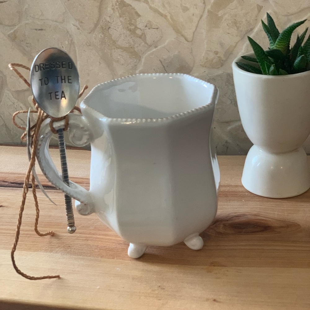 MUD PIE | Footed Mug With Stamped Spoon